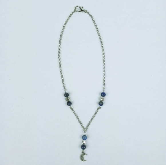 Moon/celestial necklace with Lapis Lazuli beads - Picture 4 of 6